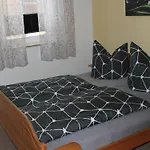 Cosy In Weissig With Garden شقة Struppen