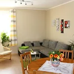 شقة Cosy In Weissig With Garden Struppen