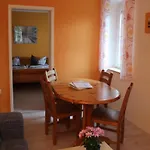 Cosy In Weissig With Garden شقة