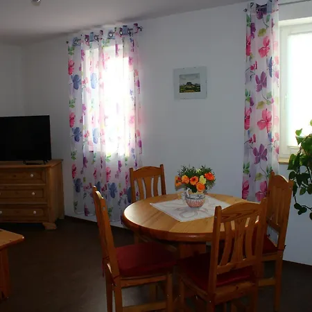Apartment Cosy In Wei Ig With Garden *