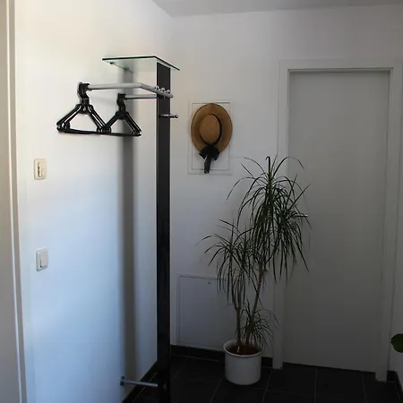 Cosy In Weissig With Garden Struppen