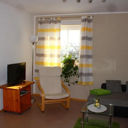 Cosy In Weissig With Garden * Struppen