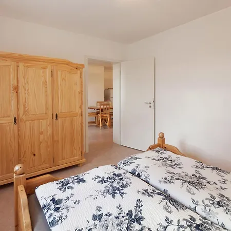 Cosy In Weissig With Garden Appartamento Struppen