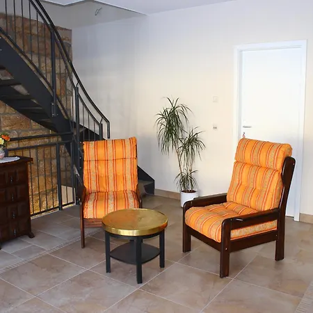 Cosy In Weissig With Garden Διαμέρισμα