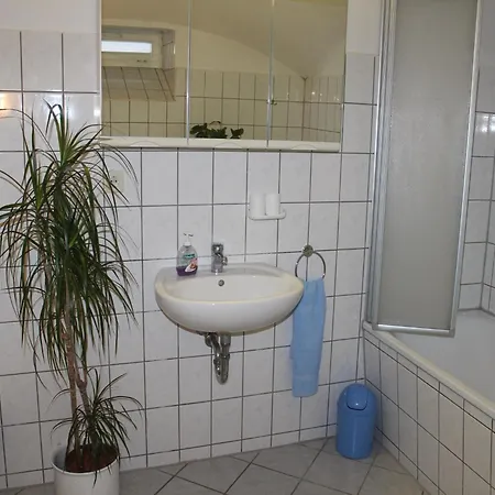 Cosy In Weissig With Garden Appartamento Struppen