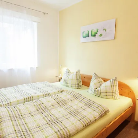 Cosy In Weissig With Garden *