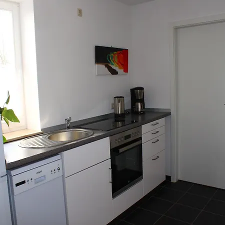 شقة Cosy In Weissig With Garden