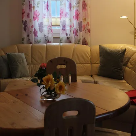 شقة Cosy In Weissig With Garden *