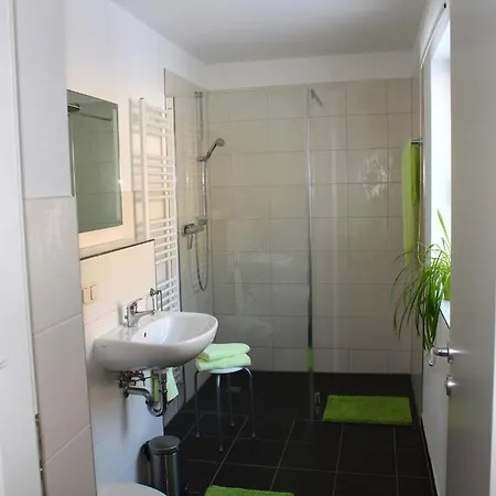 Cosy In Weissig With Garden