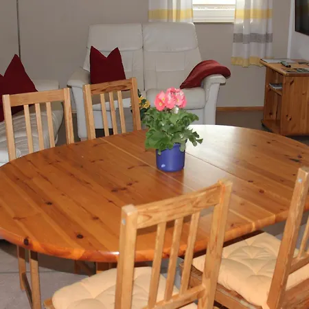 Cosy In Weissig With Garden * Struppen