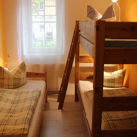 Cosy In Weissig With Garden شقة