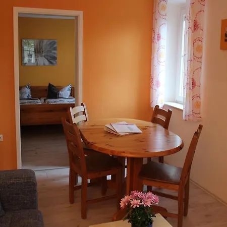 Cosy In Weissig With Garden شقة