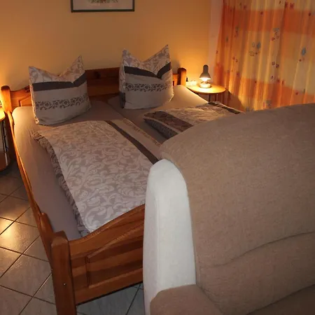 Cosy In Weissig With Garden * Struppen